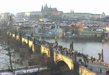 br-karlsbr-prag.jpg (8774 Byte)